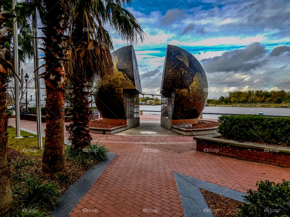 Cracked Earth monument, Savannah, stormy sky