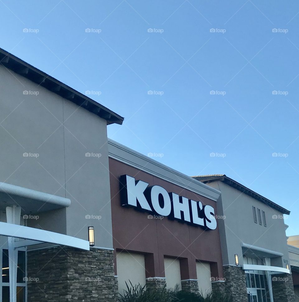 Outside Front view of Kohl’s retail department store on a warm sunny day with blue skies. USA,America 