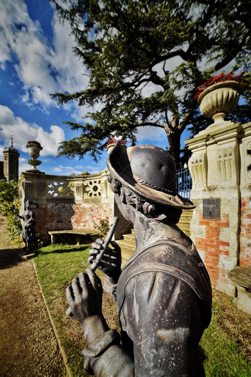 Stately home . Gardens