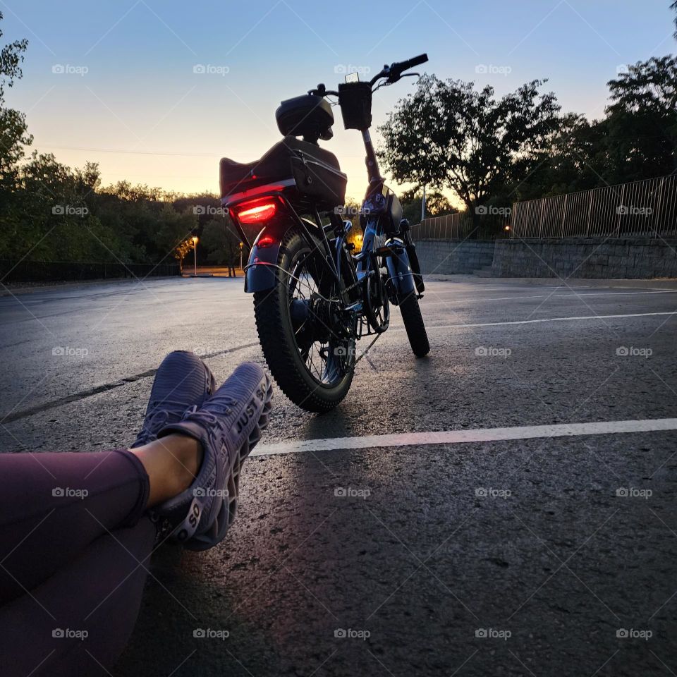 bycicle alone sunset