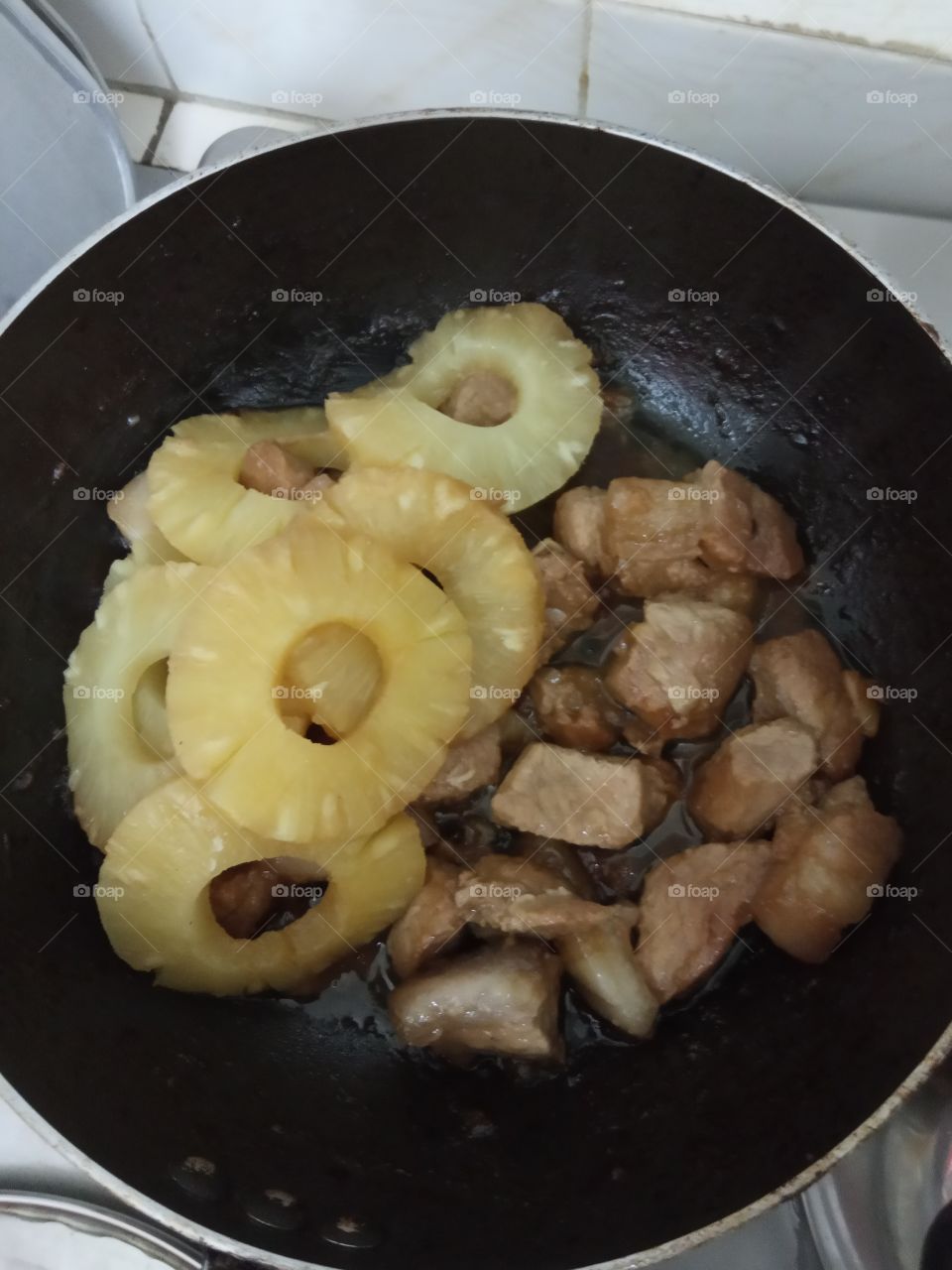 braised port with pineapple