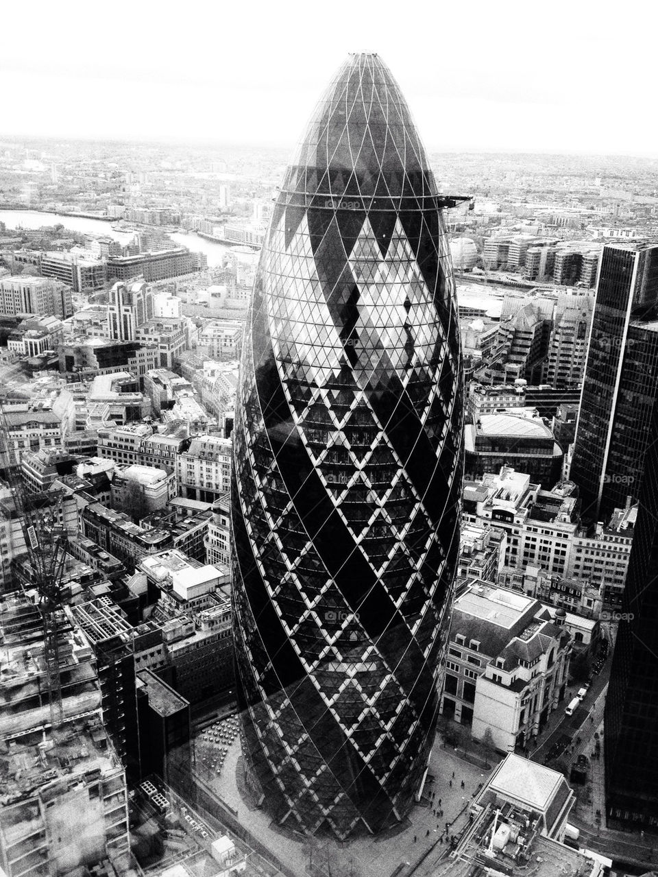 THE GHERKIN BLACK AND WHITE