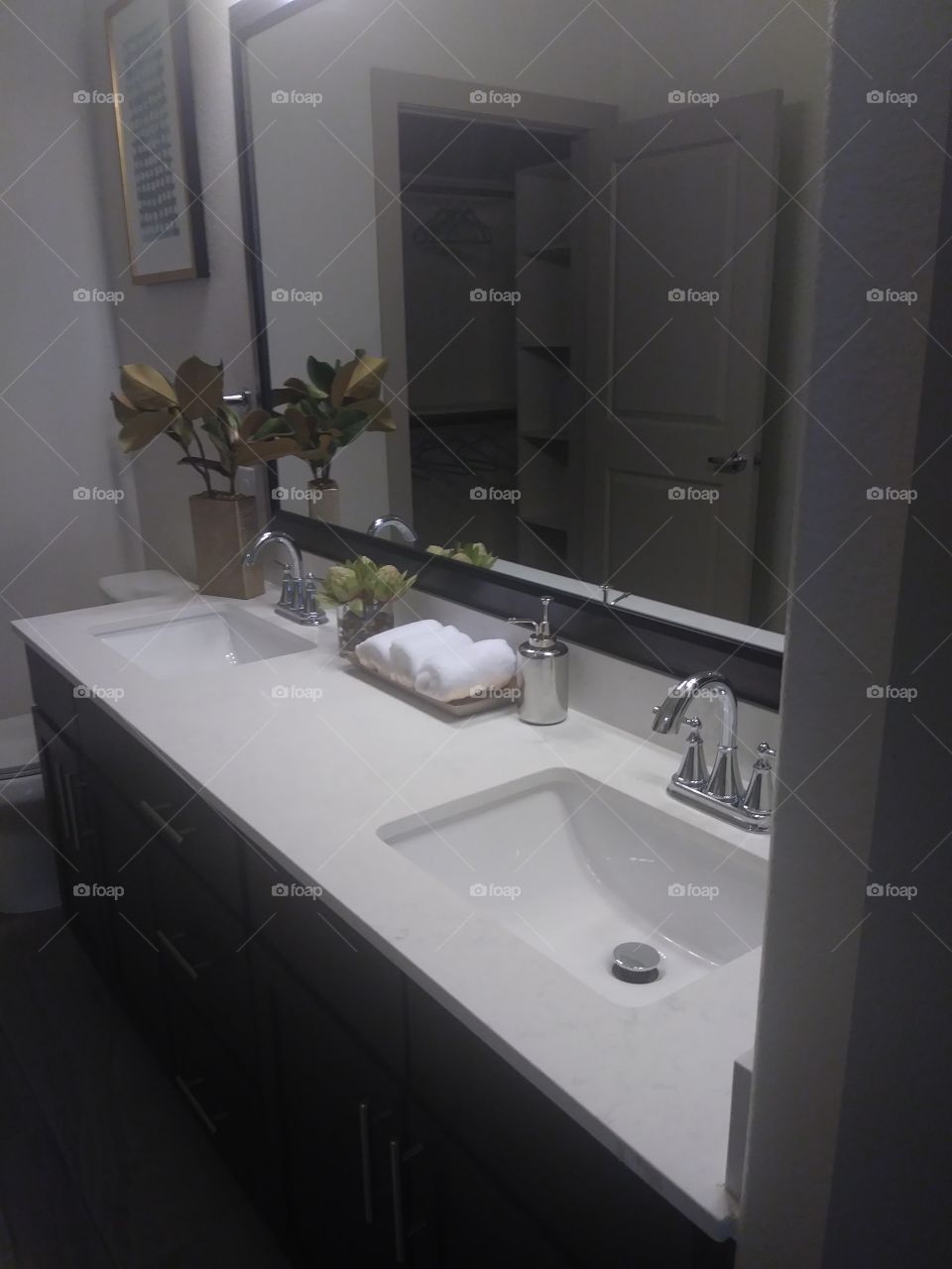 contemporary bathroom, water closet, luxury restroom