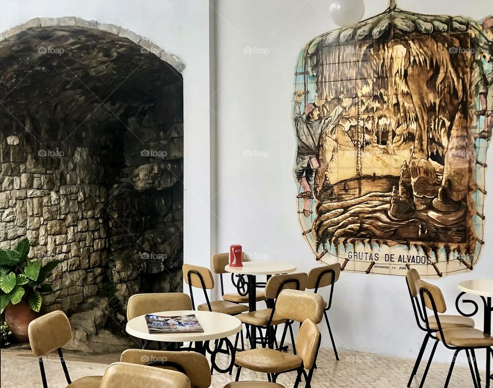 A cafe at the entrance to a cave system in Central Portugal 