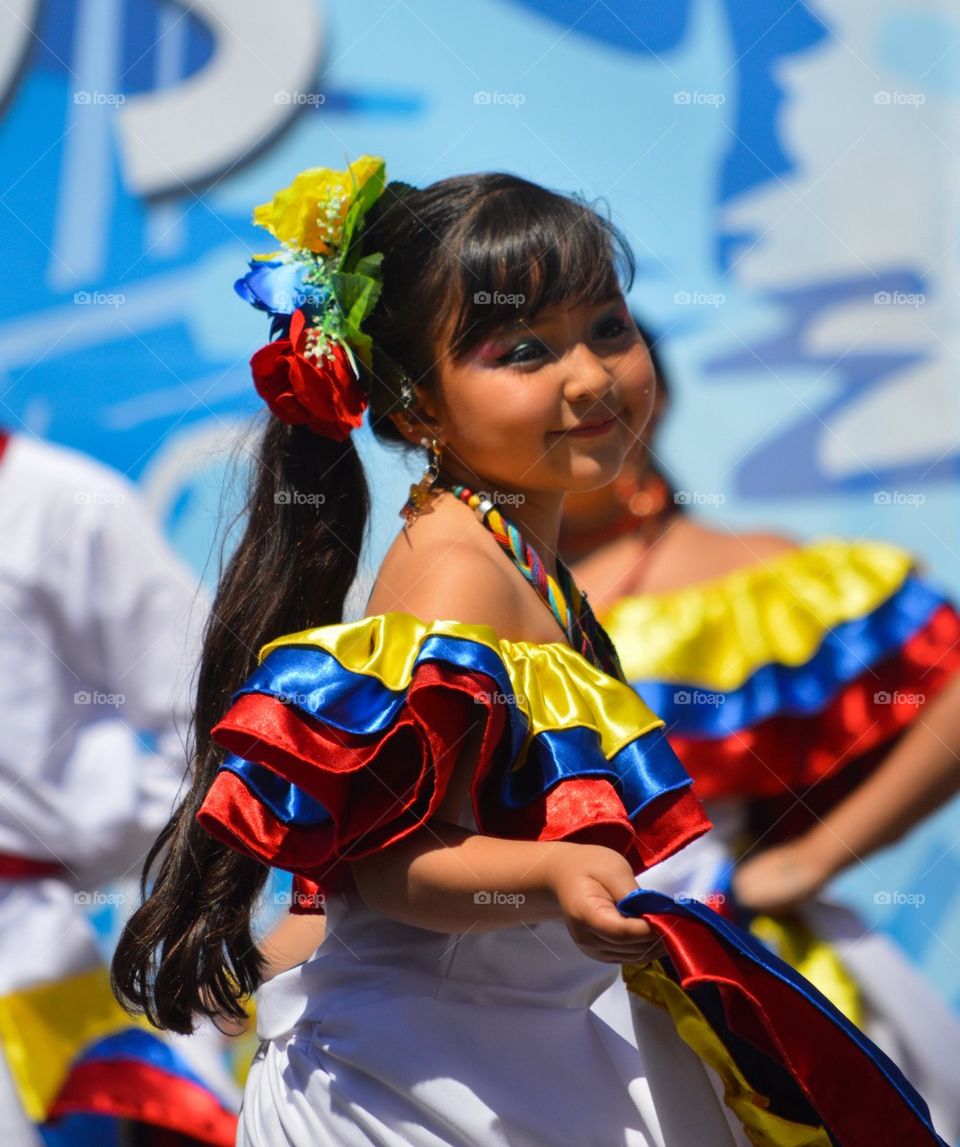Colombian girl in a dansshow