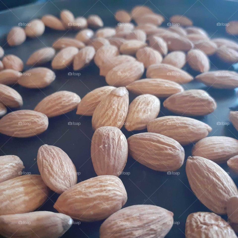 Almond 