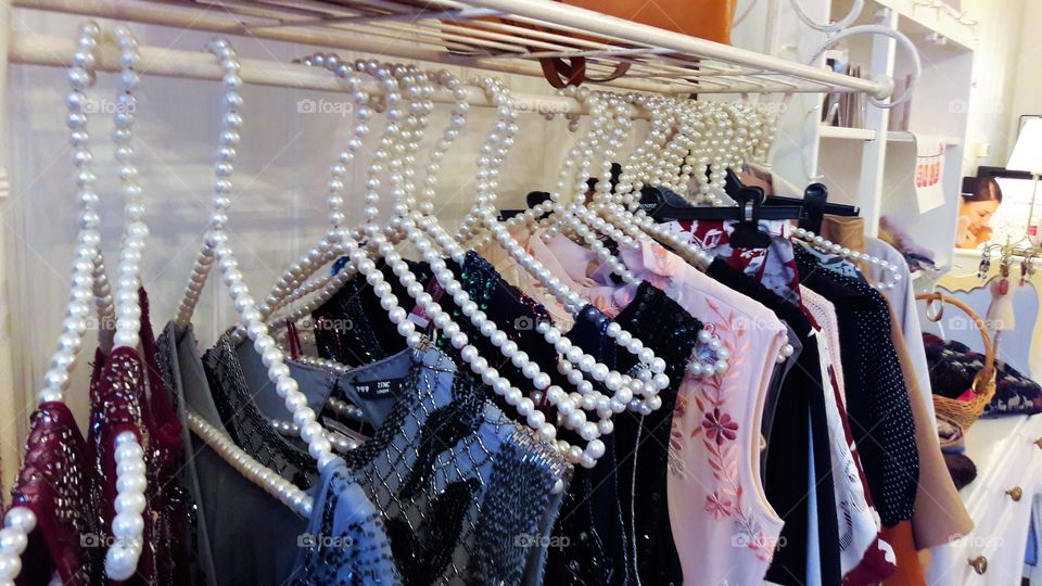 Pearl Clothes Hangers