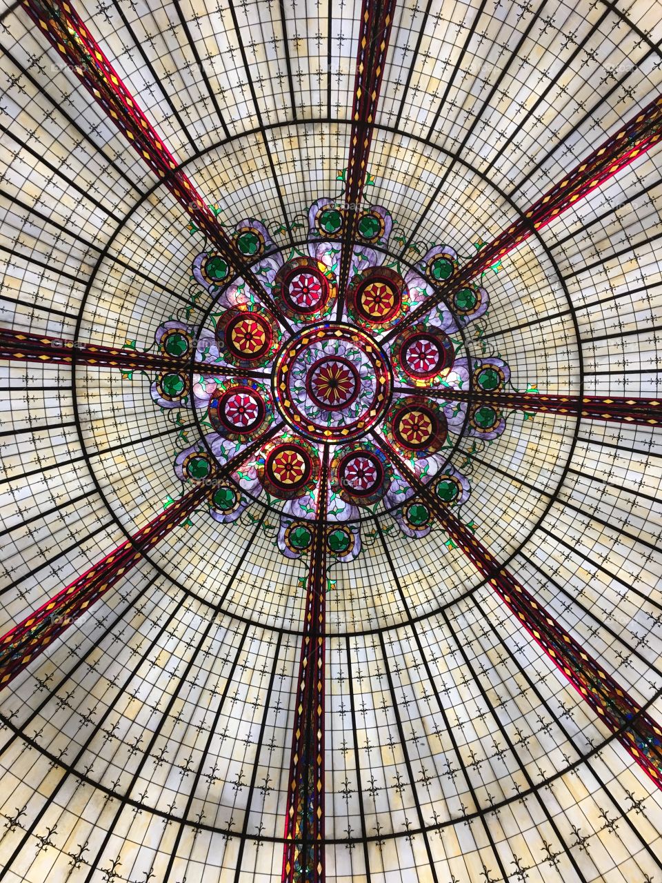 Circular dome ceiling 