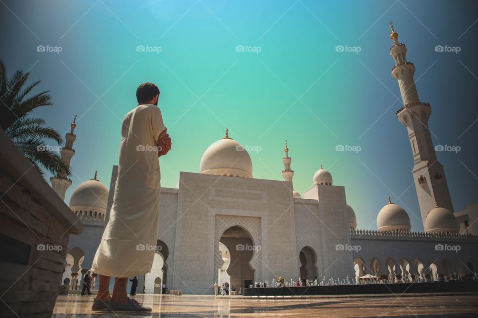 Sheikh Bin Al Zayed’s beautiful mosque picture