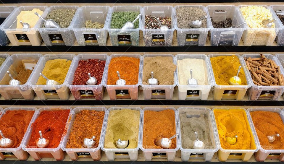 Spices 😋 Symmetry 😋 Market 😋