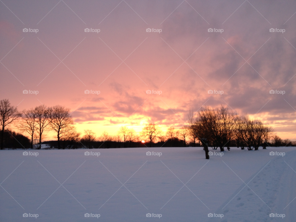 snow sunset clouds romeleåsen by jethro