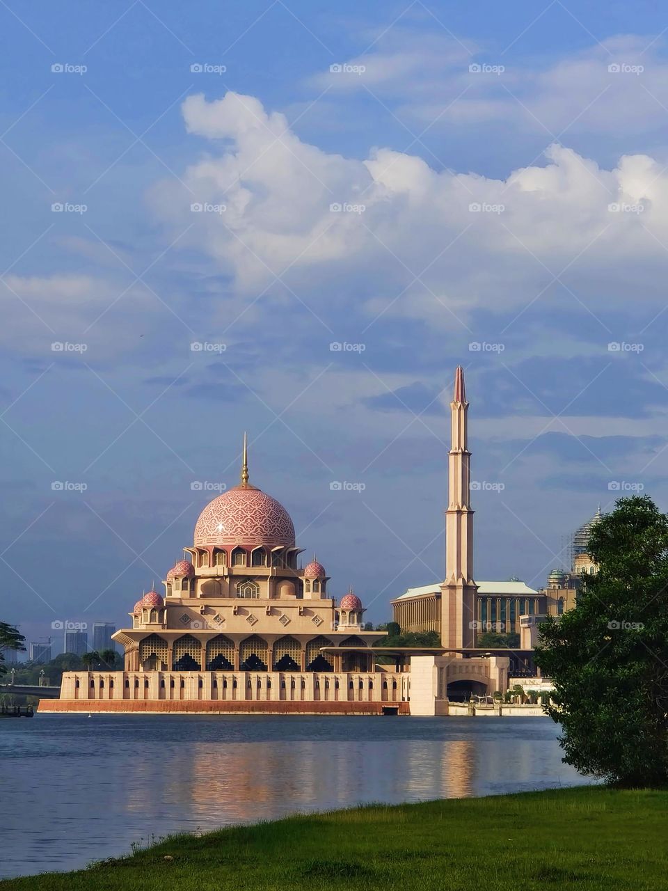 Floating mosque