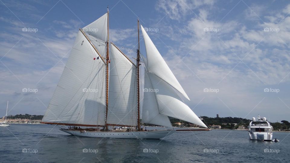 Sailing yacht Elene