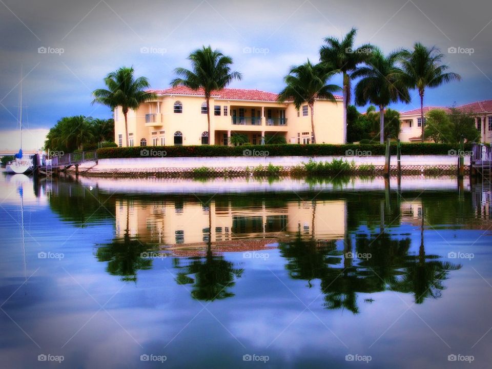 Floridian Mansion