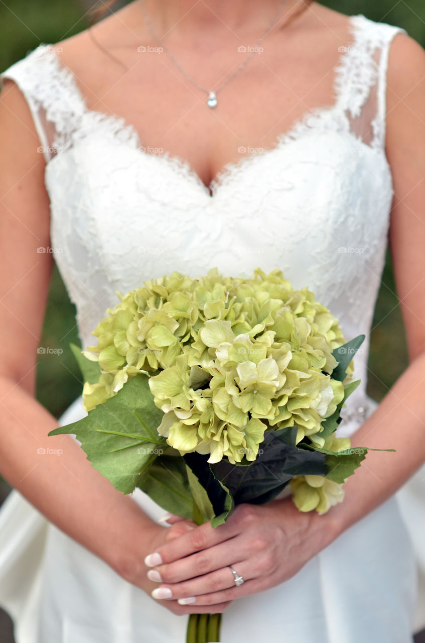 bouquet bride