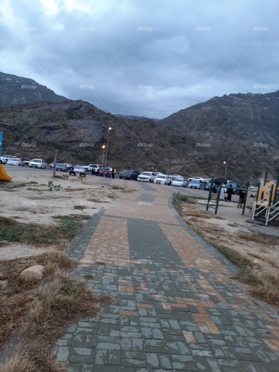 I need your support guys, I'm very, very poor, poor