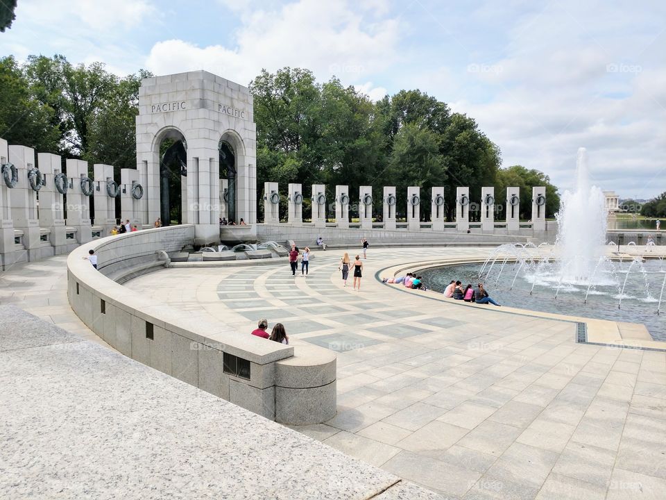 World war II memorial in Washington DC