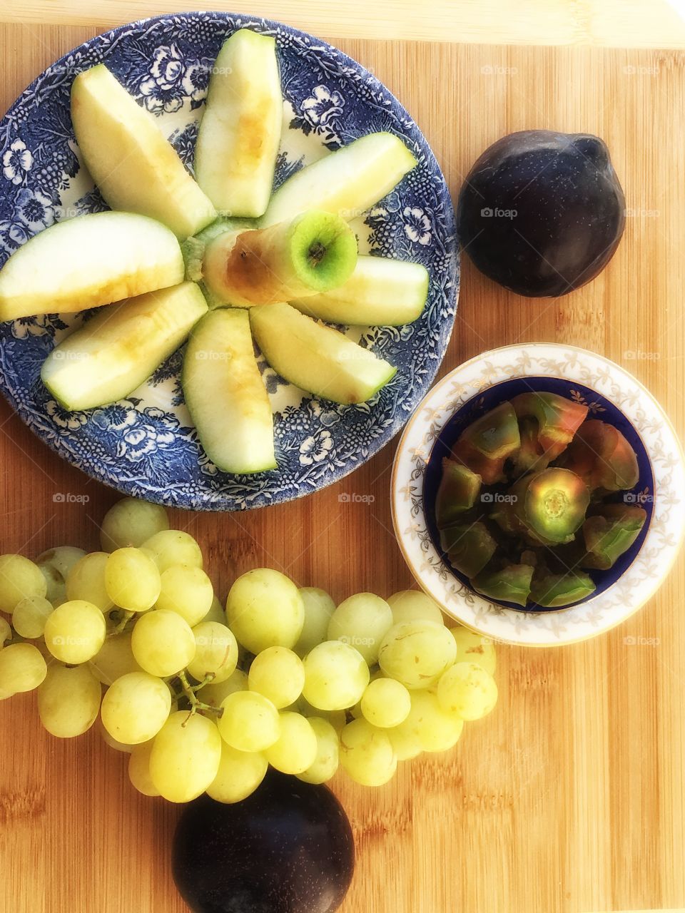 Fresh fruits decorations 