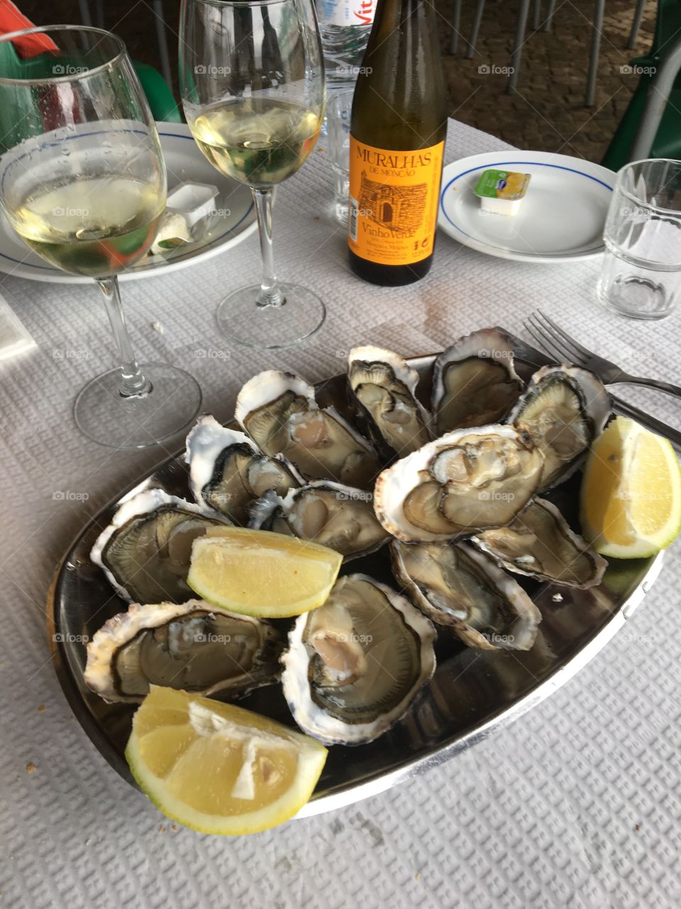 Oysters with wine