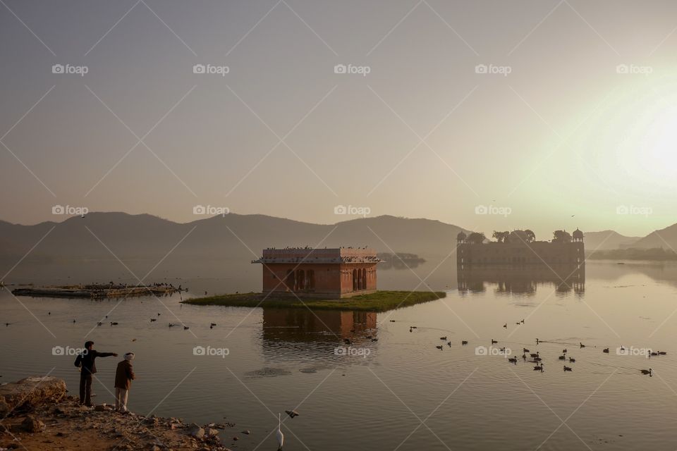 The lake in Jaipur 