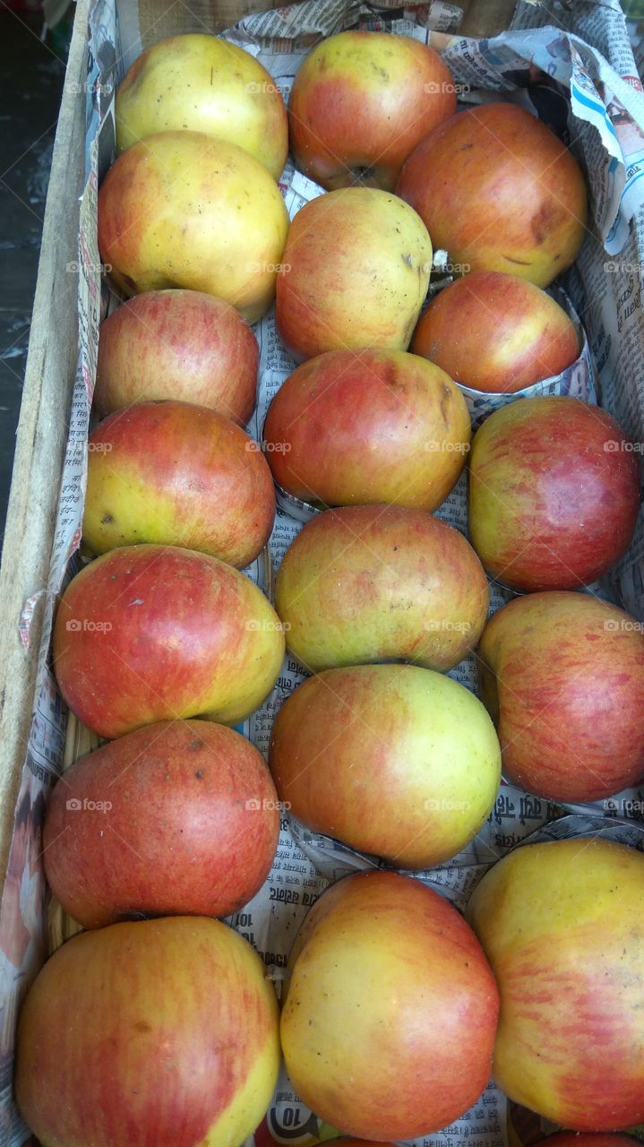 one apple a day keep doctor away