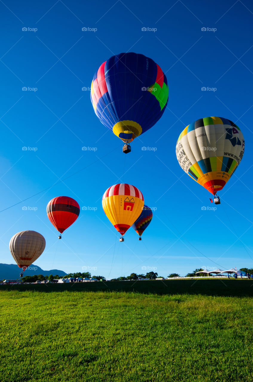 hot air balloon