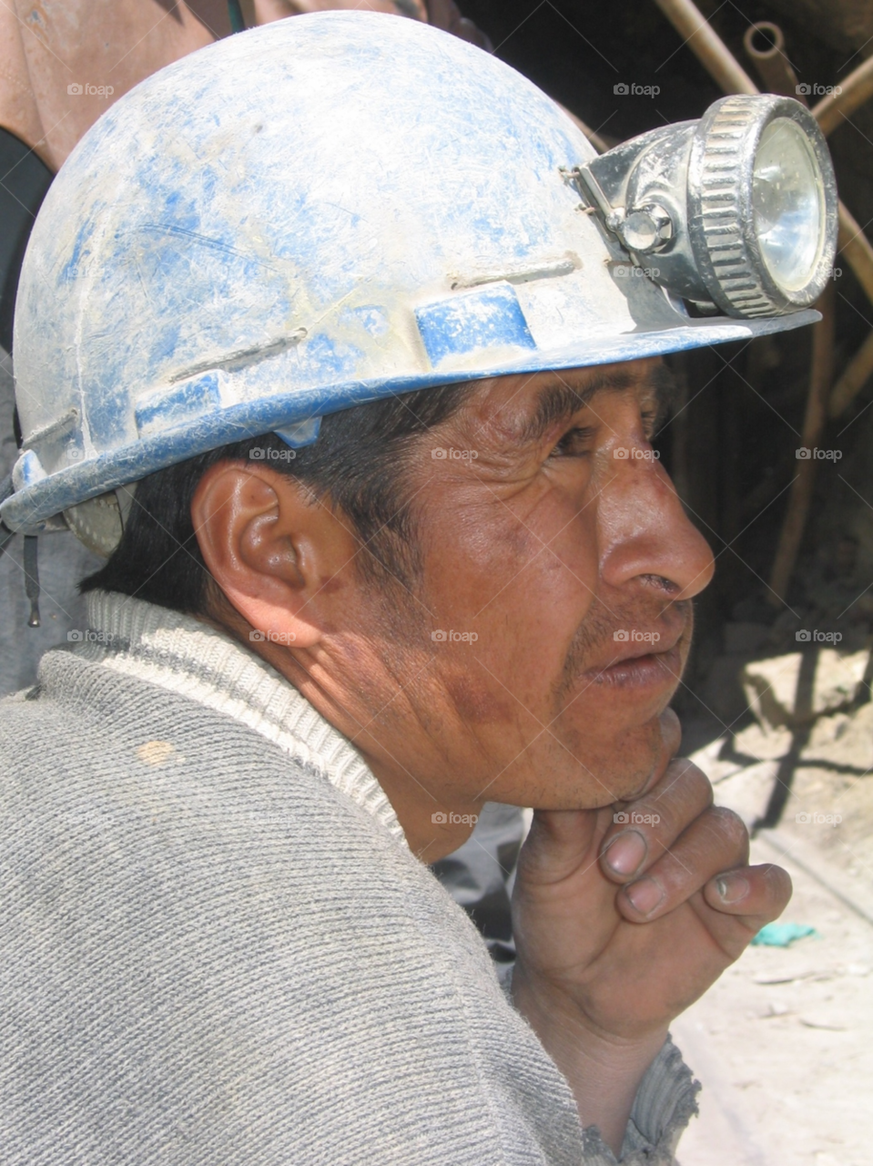 light helmet dust worker by Kamisaraki