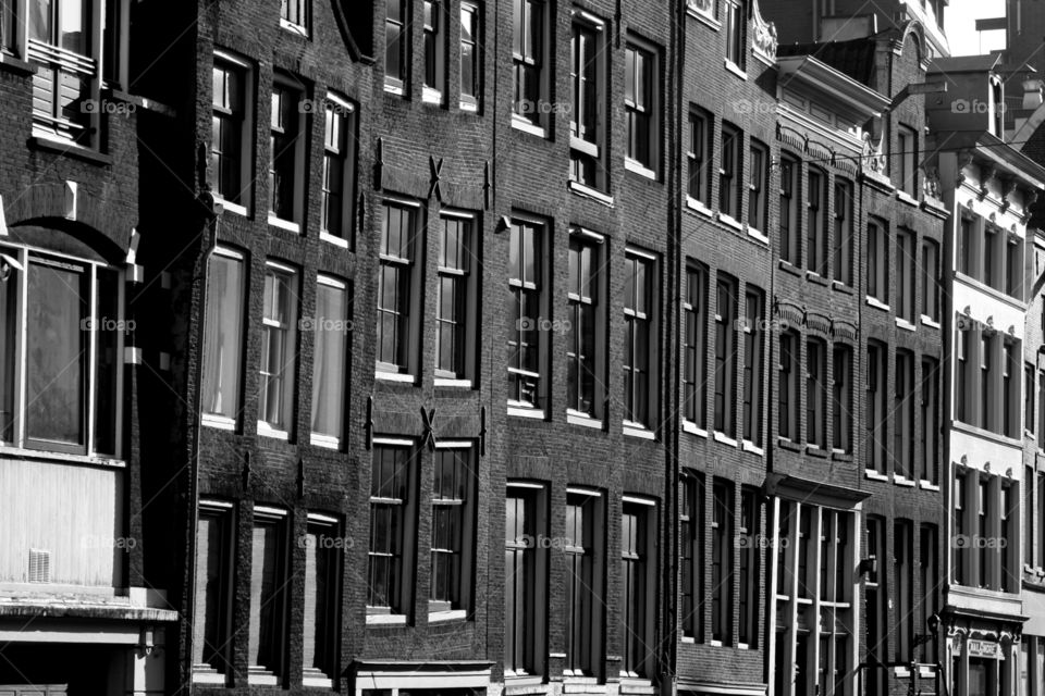 Window alignment in Amsterdam, the Netherlands 