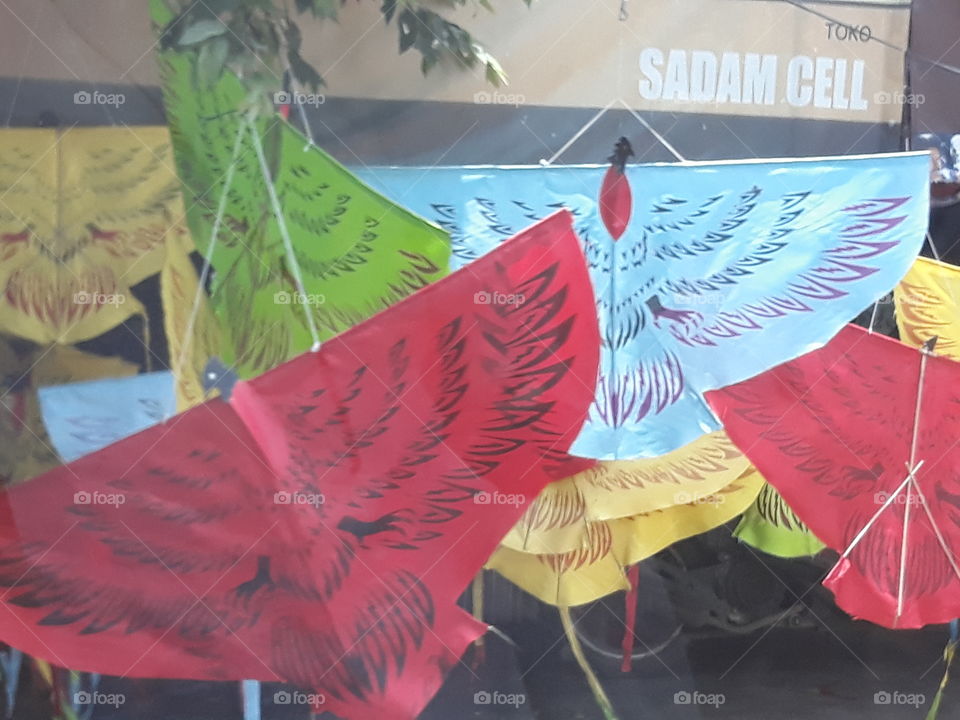 kite in colour #splashofkite #layangan #playoutside #asia #indonesia