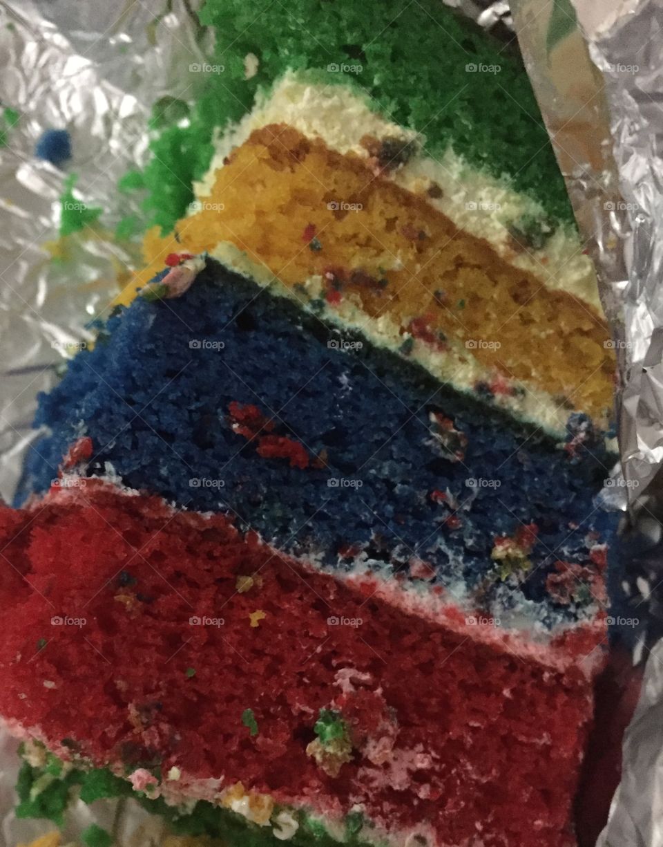 Colour cake desert blue red green bake