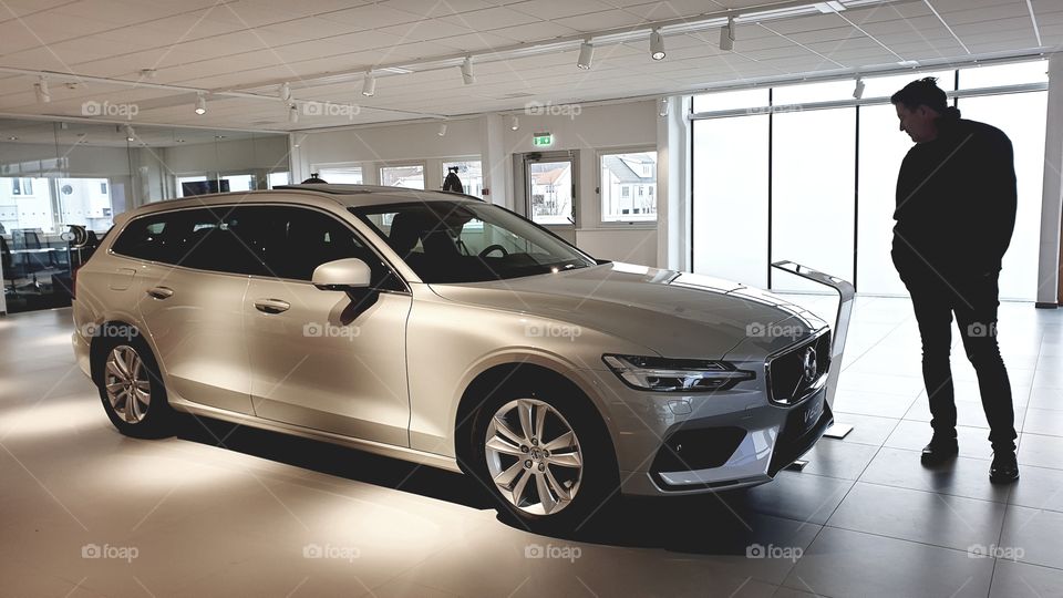 Buying a new car Volvo V60 2019 