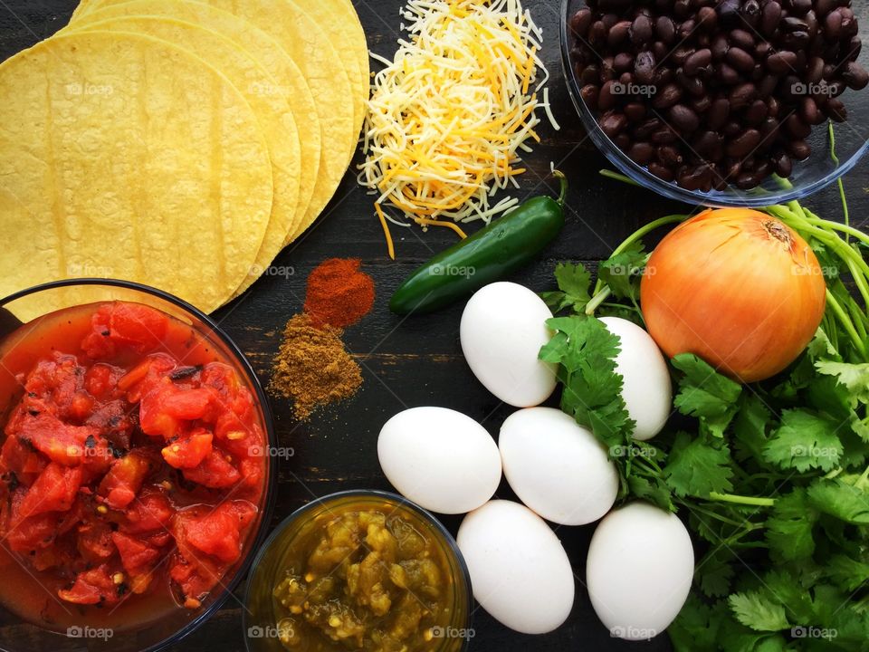 Mexican baked eggs ingredients 