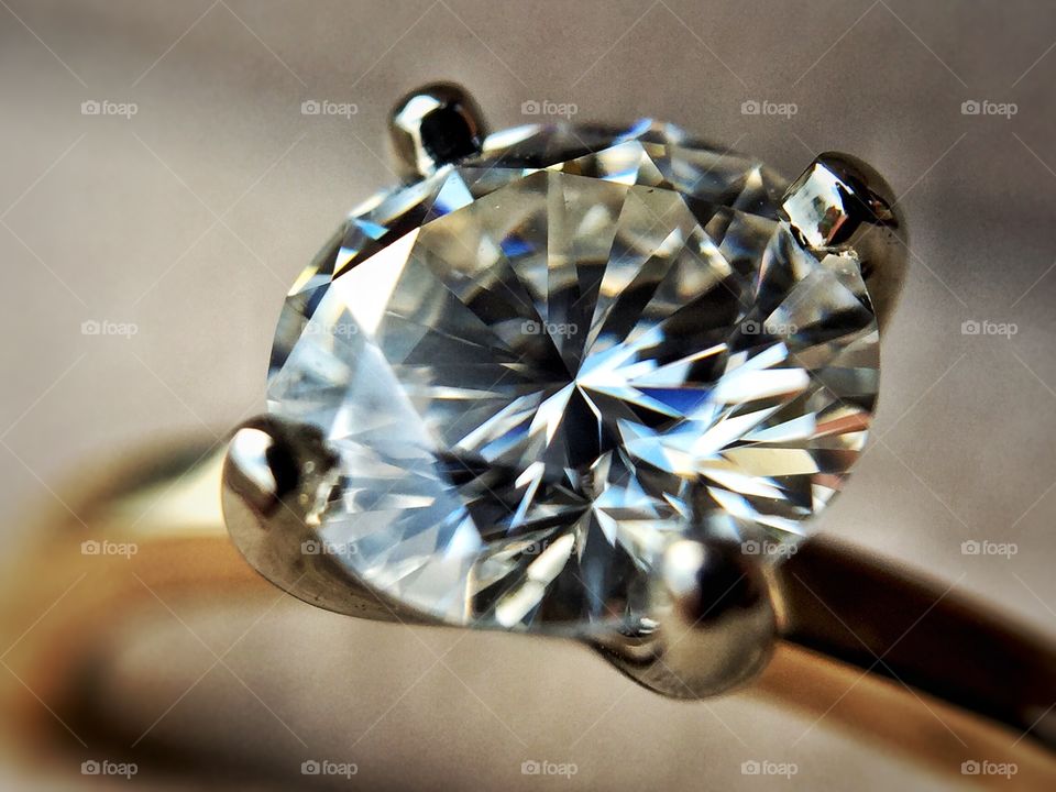 Diamond engagement ring