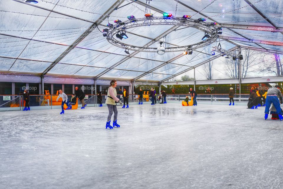 Skating rink 