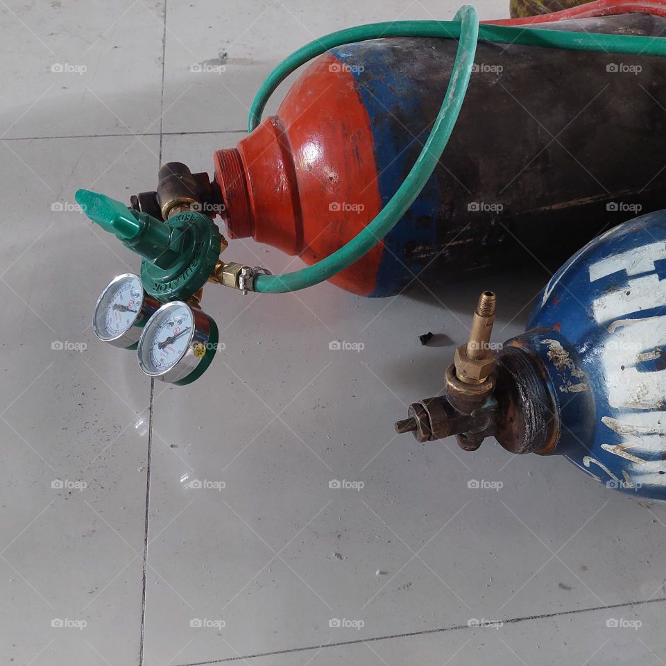 gas cylinder for welding work