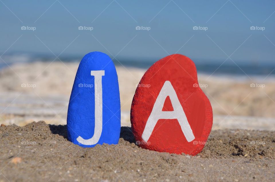 Ja, yes meaning in swedish language on stones