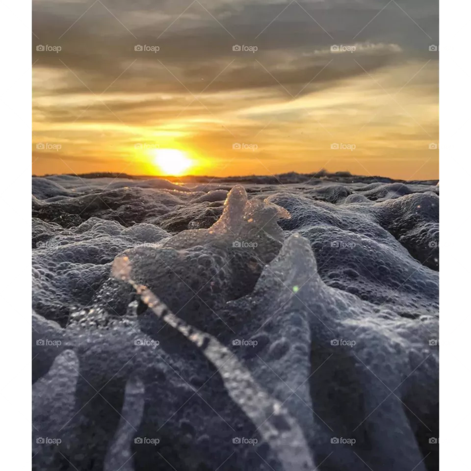 Вечернее купание в море