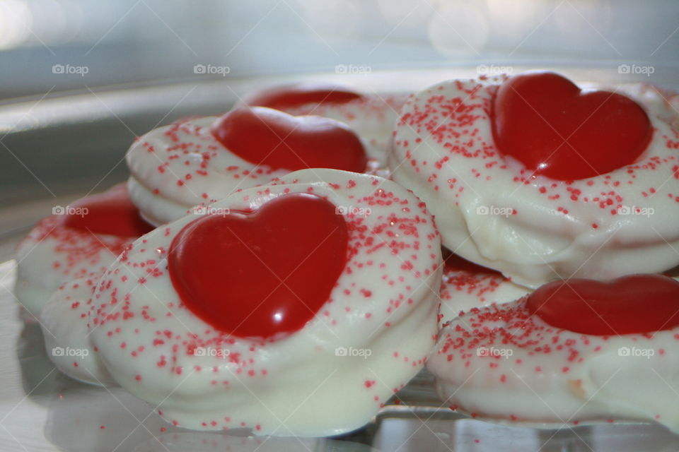 Crackers with peanut butter dipped in white chocolate 