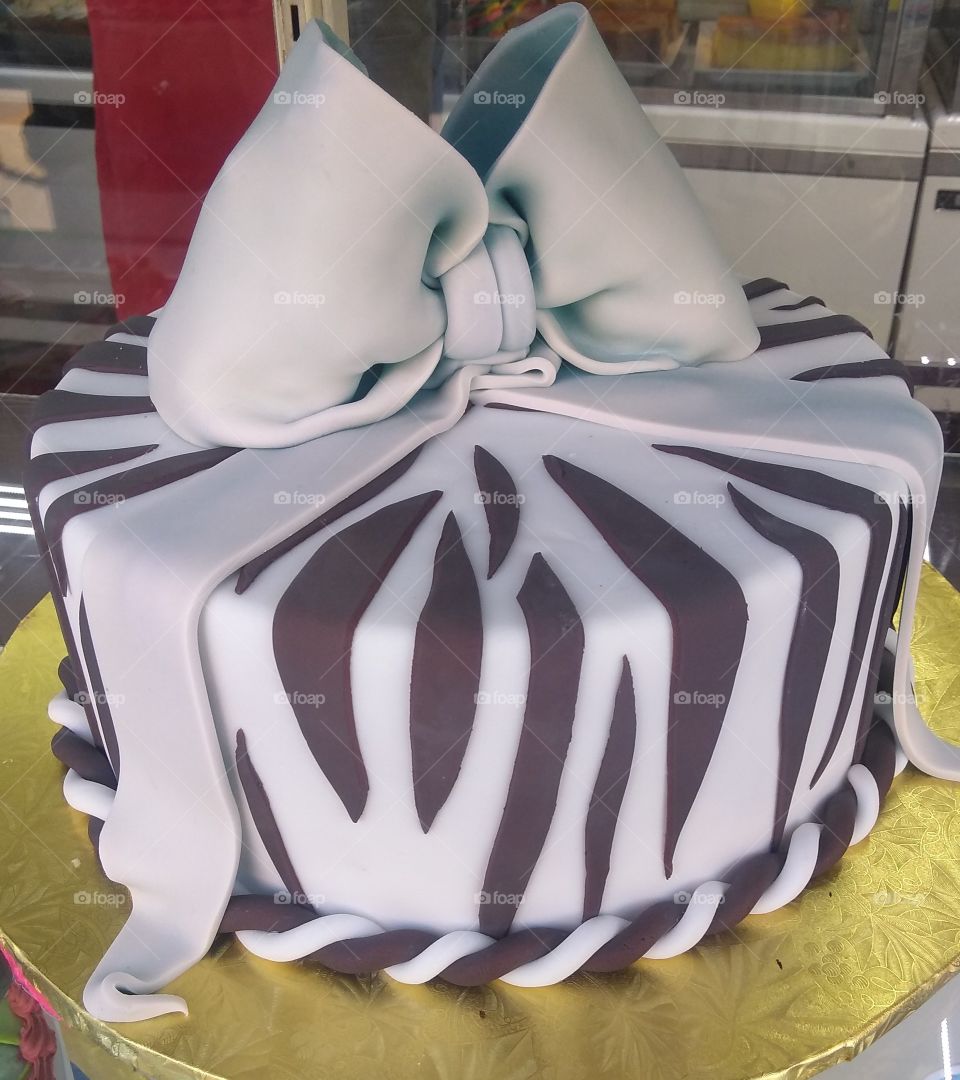 Zebra Inspired Decorative Cake