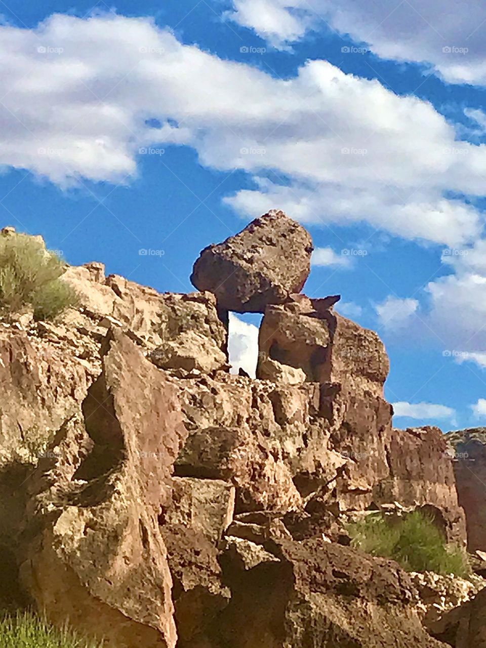 Natural window in Marble Canyon