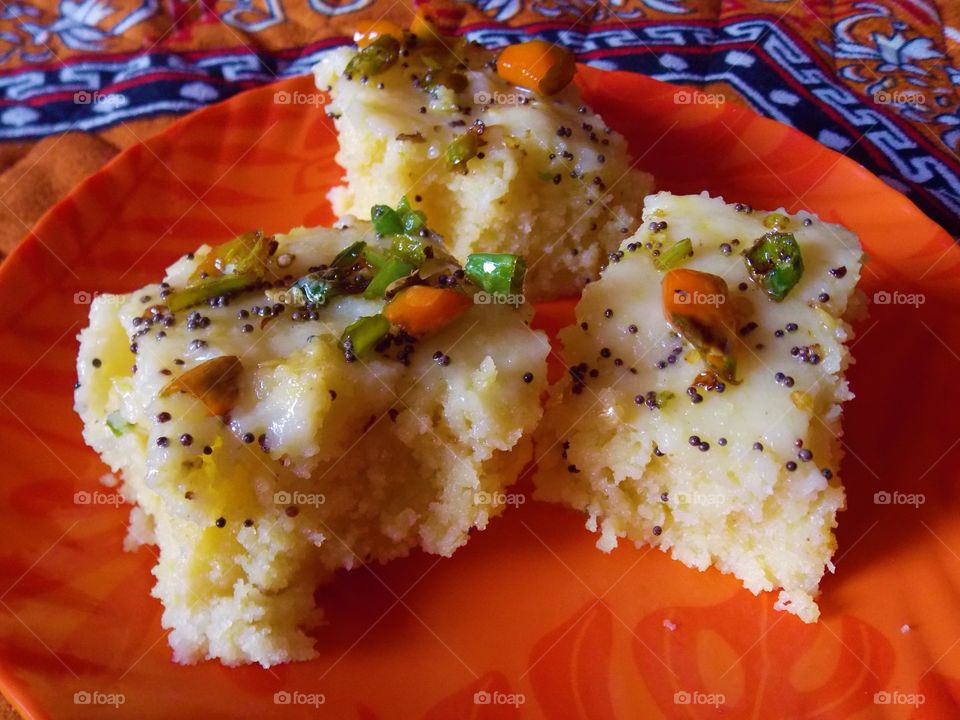 Indian Gujrati Khaman Dhokla