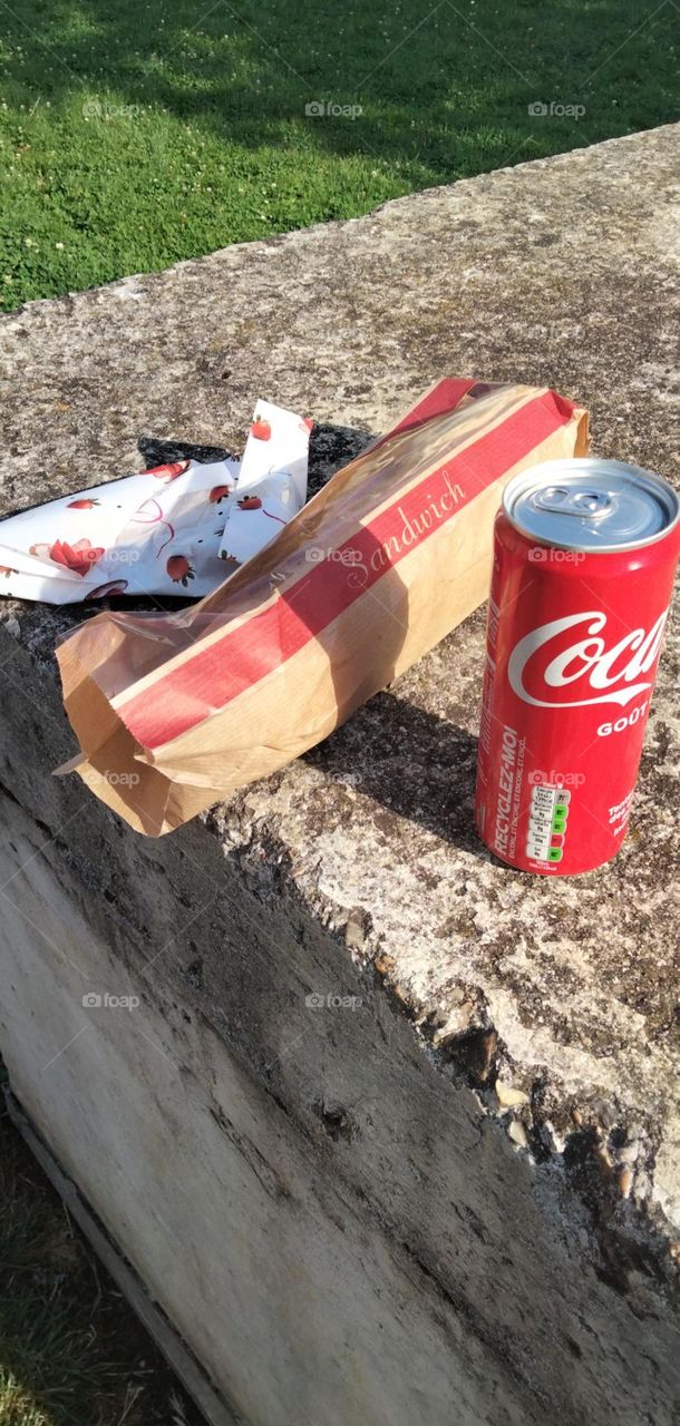 good before work 🌭