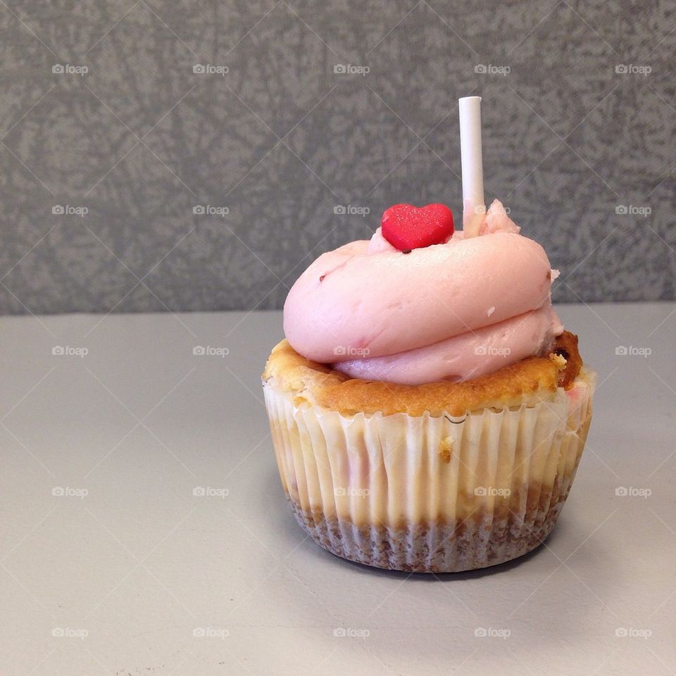 Cupcake From Georgetown strawberry cheesecake Valentine’s variety