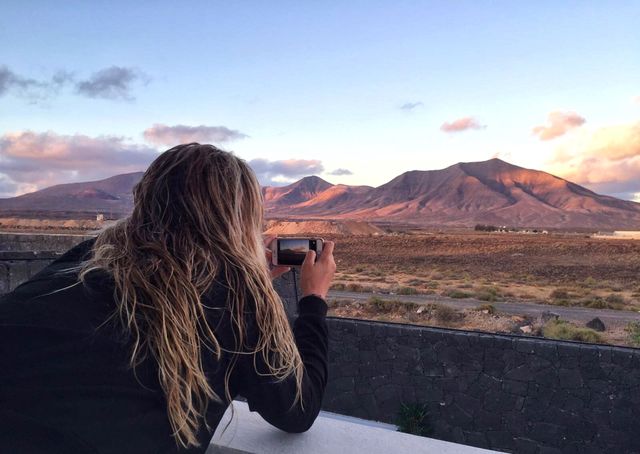 Take a picture 