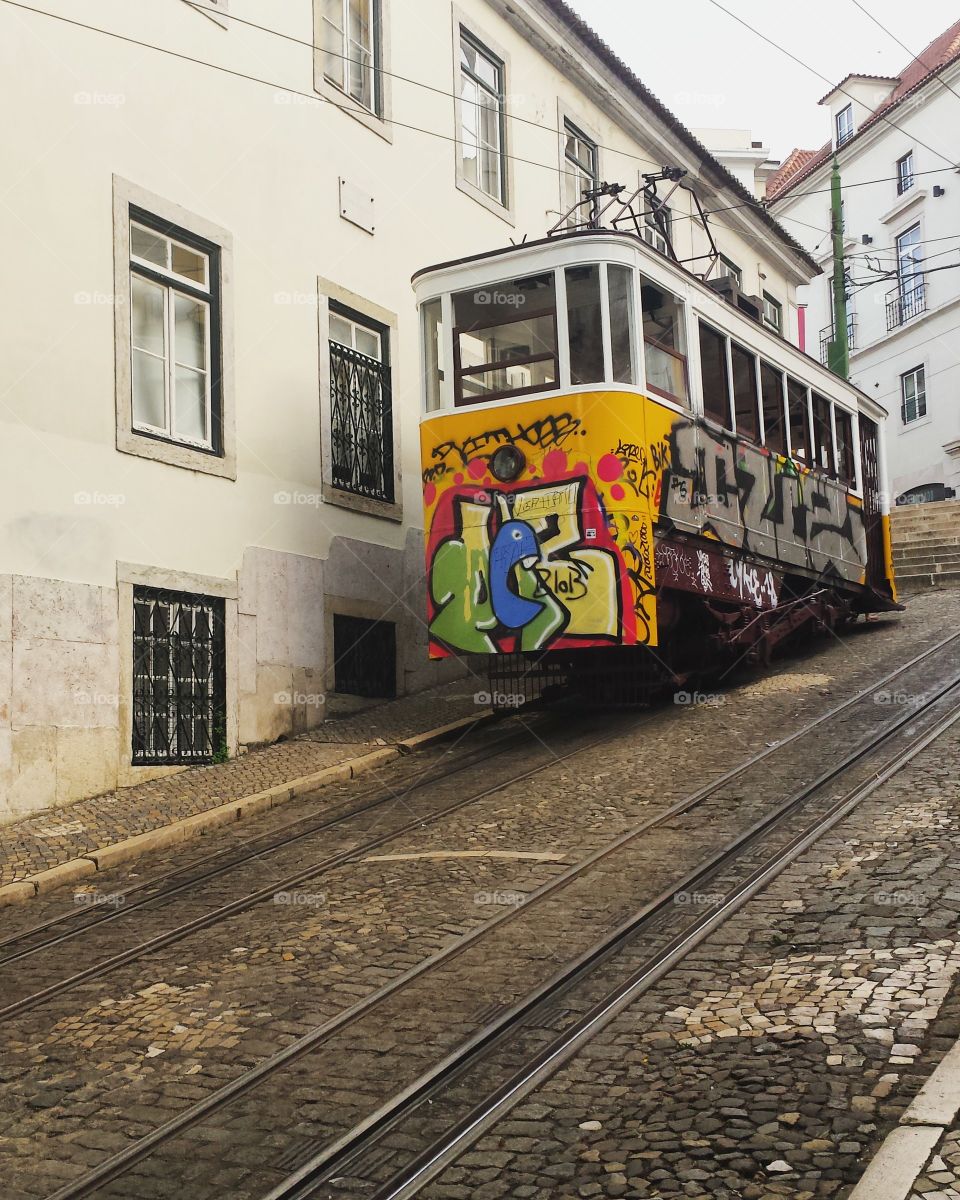 Ascensor da Glória, Lisbon