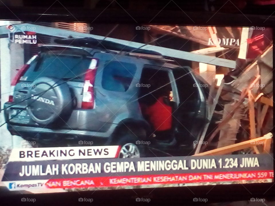 earthquake and tsunami Palu, Sigi and Donggala city Indonesia more than 1200 people died