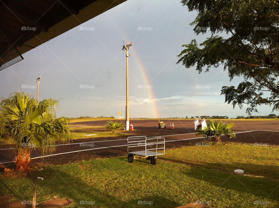 Airport rainbow 