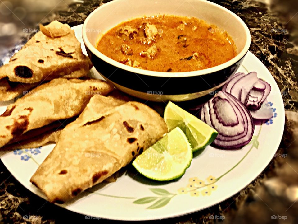 Chapati with chicken 