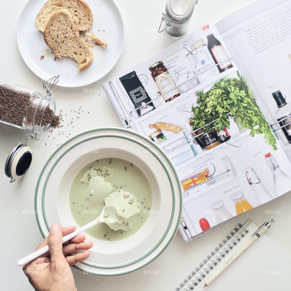 Morning Rituals : Matcha soy milk