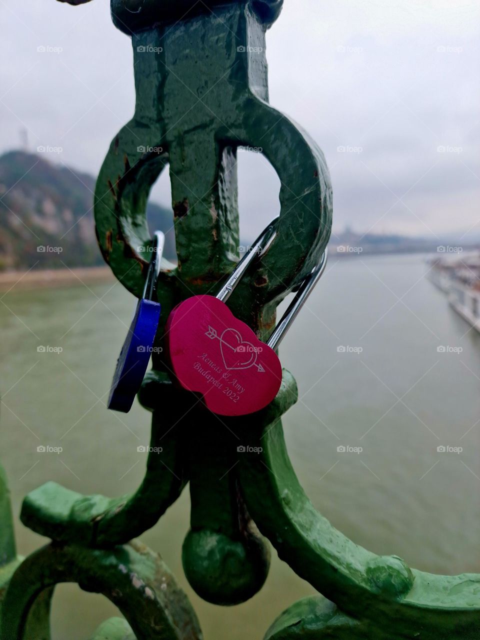 the lock of love